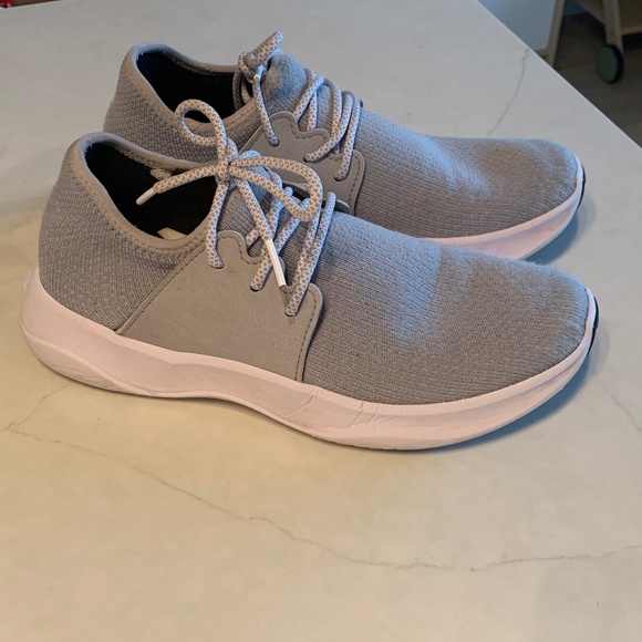 Vessi running shoes - Picture 1 of 3